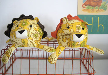 plush_lion_main.jpg
